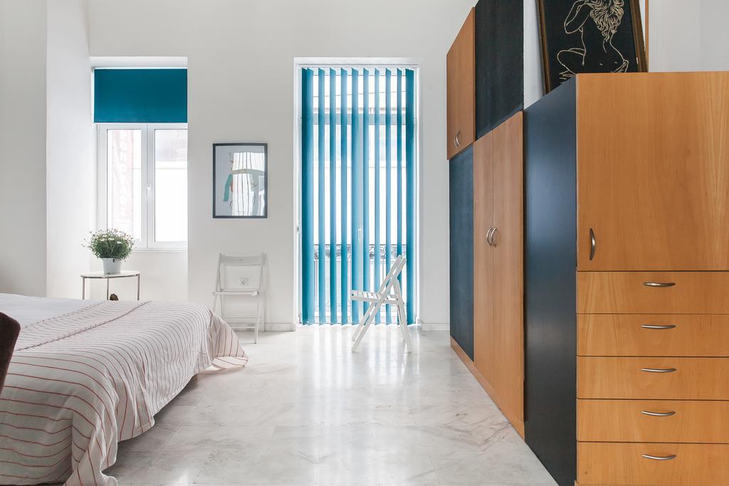 Concierge Downtown Aparthotel Aten Exteriör bild