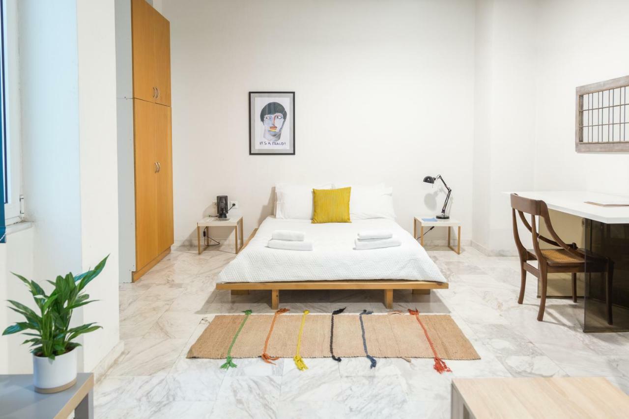 Concierge Downtown Aparthotel Aten Rum bild